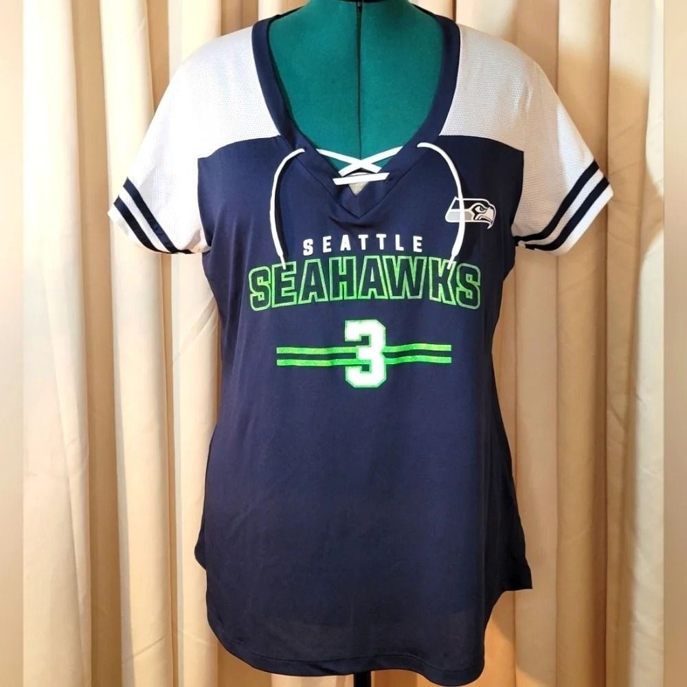 0052. NWOTs ~ NFL ~ Seattle Seahawks Football 🏈 ~ Russel Wilson #3 !!!🏈